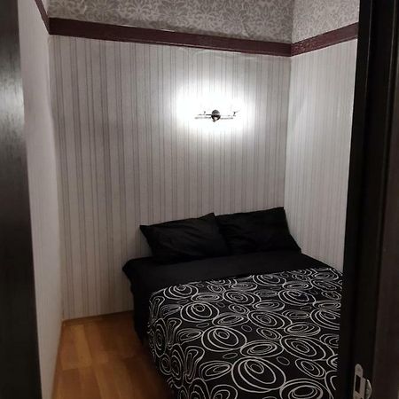Квартира Студія Подобово 1 Lviv Buitenkant foto