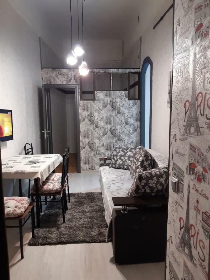 Квартира Студія Подобово 1 Lviv Buitenkant foto